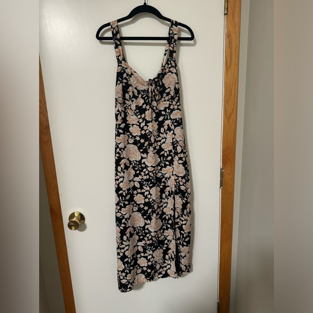 Abercrombie & Fitch Floral Midi Dress